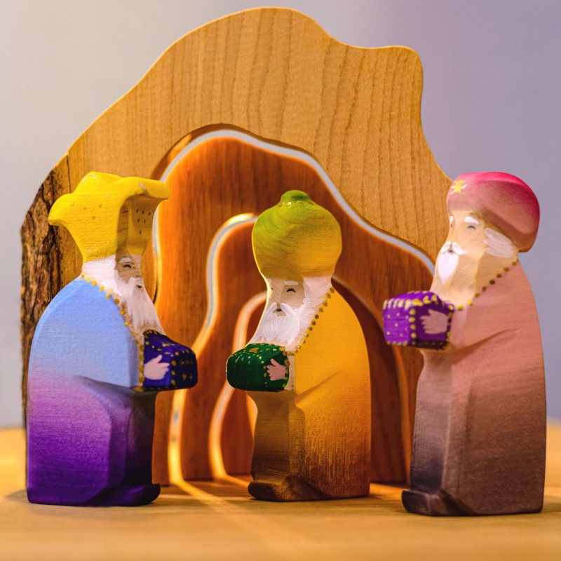 Thumbnail: Bumbu Toys The Tree Wooden Kings Set