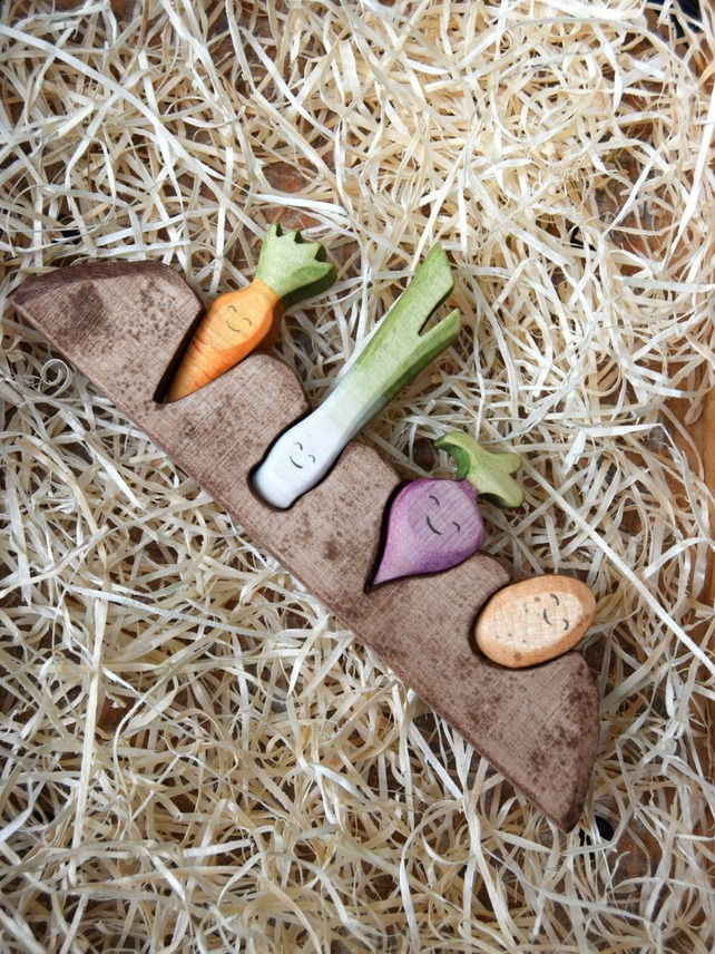 Eric & Albert Wooden Vegetable Patch – handmade wooden gardening toy