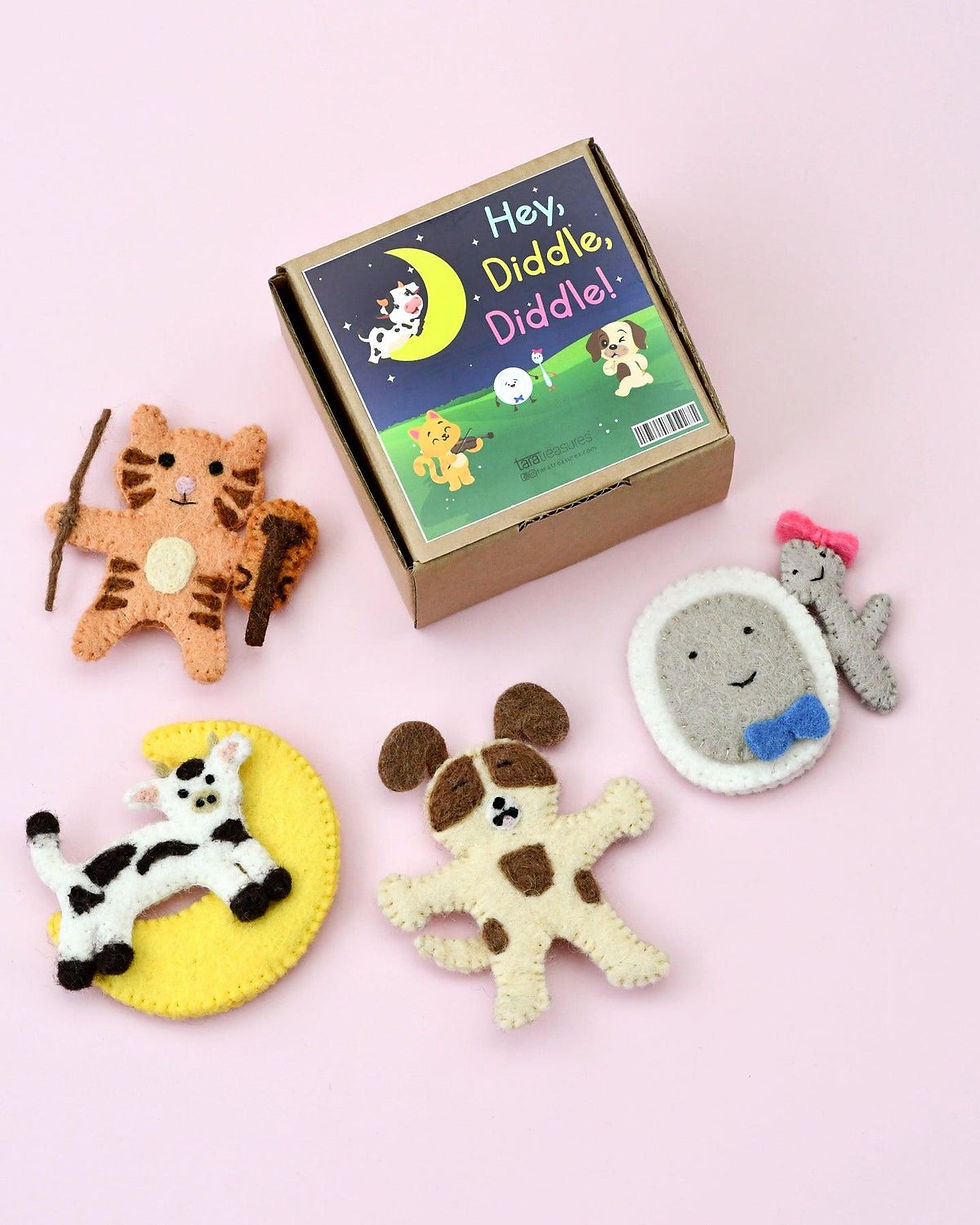 Thumbnail: Tara Treasures Felt Hey Diddle Diddle, Finger Puppet Set