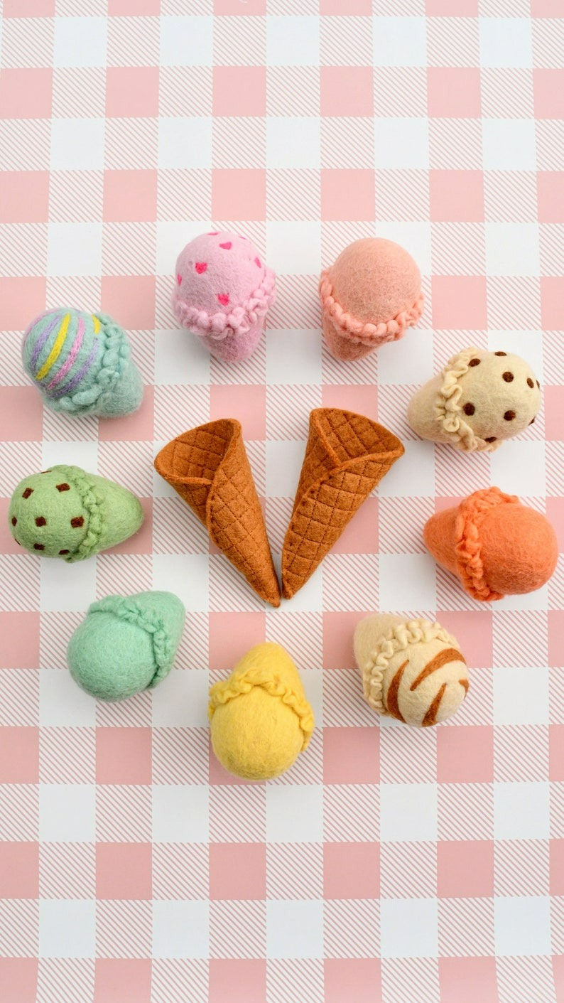 Thumbnail: Tara Treasures Felt Ice Cream Set-Waffle Cones and 9 Ice Cream Scoops