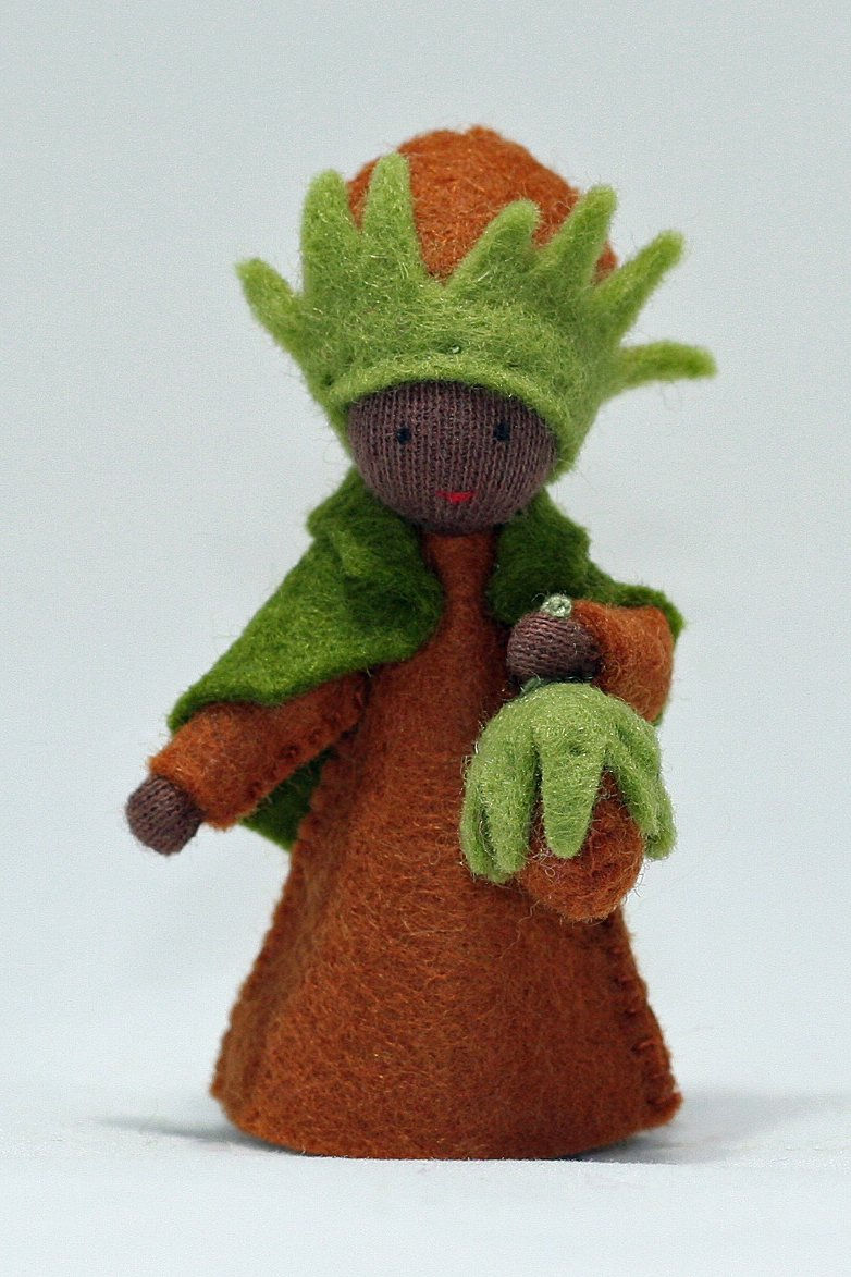 Thumbnail: Hazelnut Prince (Fair-Light-Medium-Dark)