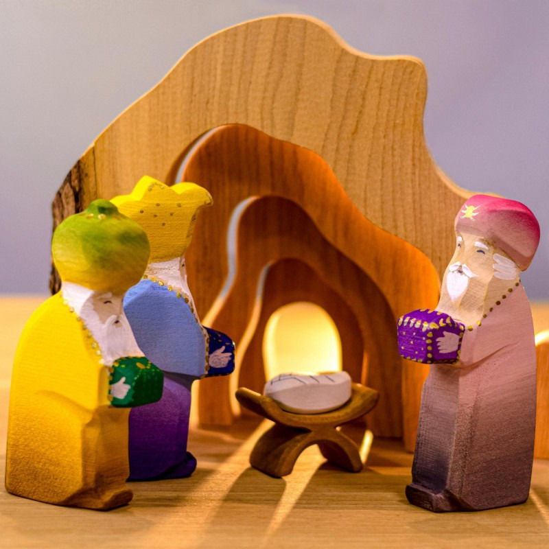 Thumbnail: Bumbu Toys The Tree Wooden Kings Set