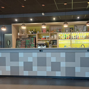 BAR EN PANNEAUX MELAMINE 19 MM HYDROFUGE TAUPE, LIN ET BLANC