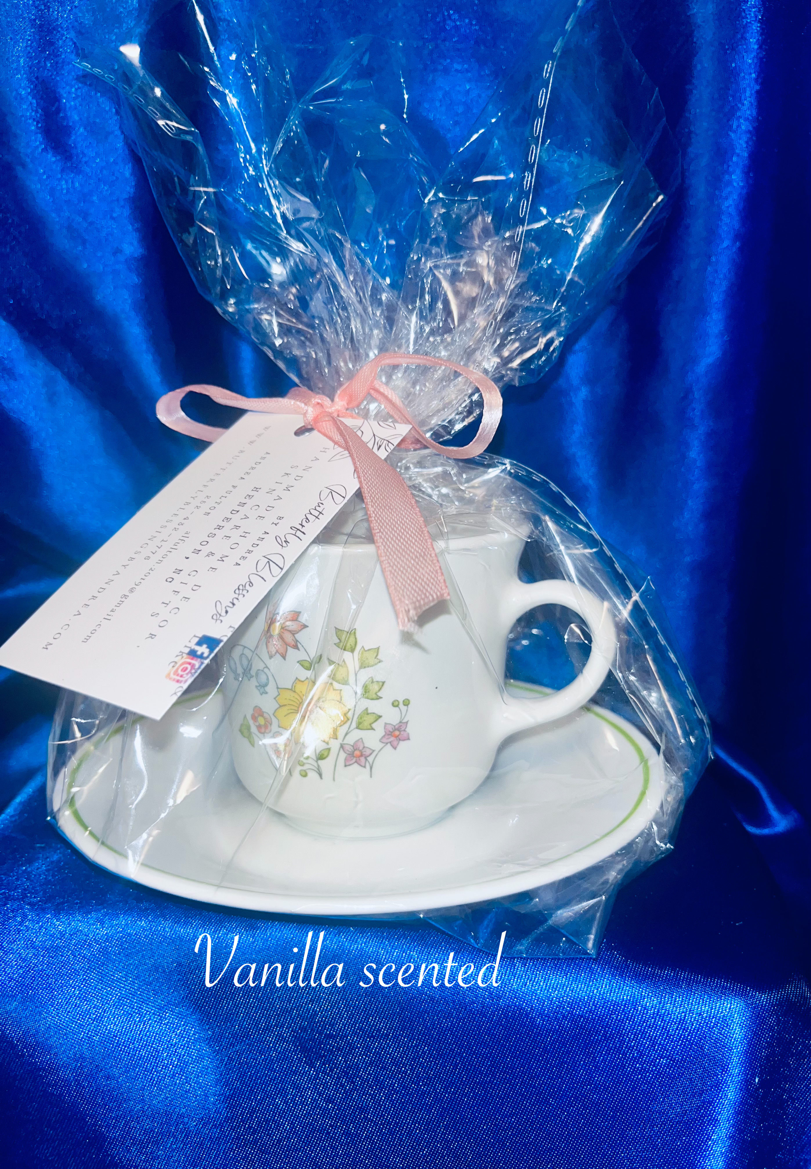 Multi Floral Tea cup Candle