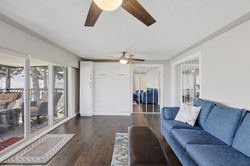 strathcona terrace_474_046