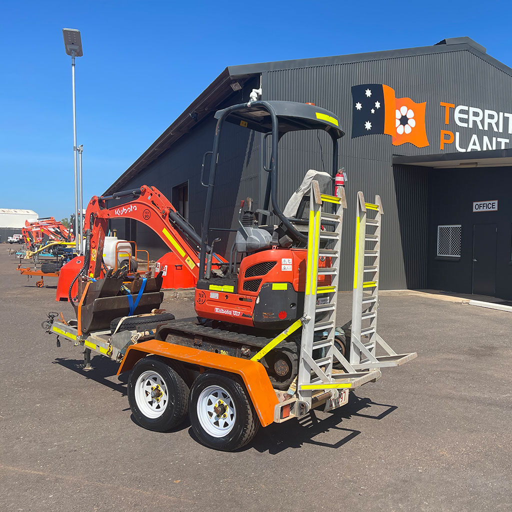 Kubota U17-3 1.7T Zero Swing excavator