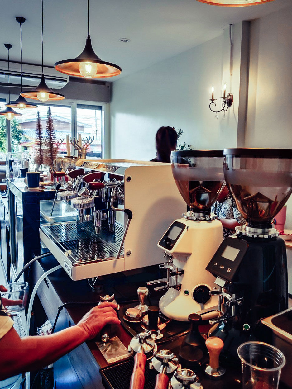 คุณลูกค้าซื้อเครื่องกับคอฟแมน