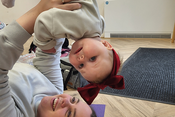 mum & baby in baby yoga class - yoga tootsies west malling