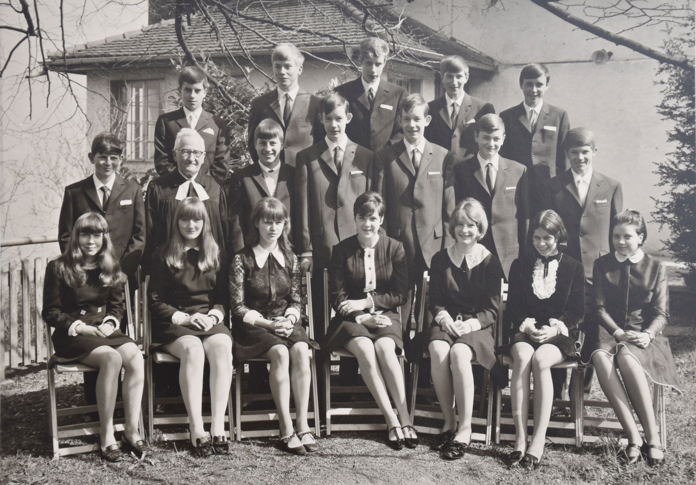 1969