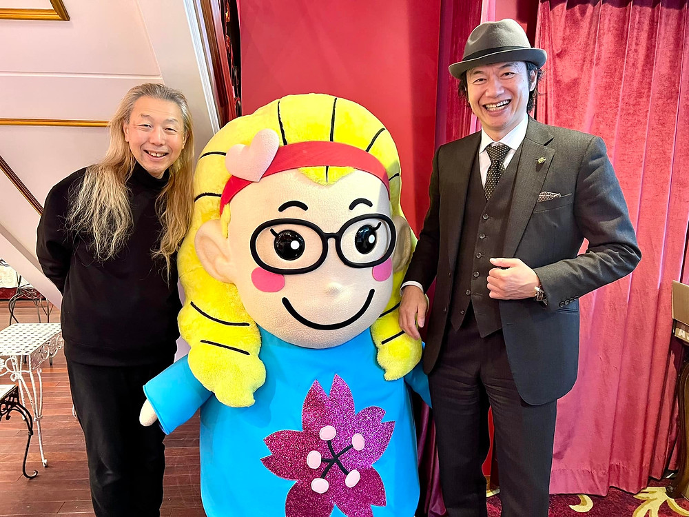 假屋崎省吾さんのご自宅で開催されているイベント Xmasをいける 假屋崎省吾さんのご自宅で開催されているイベント Xmasをいける