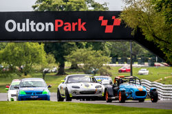 180512-Oulton_Pk-Budburg-5954
