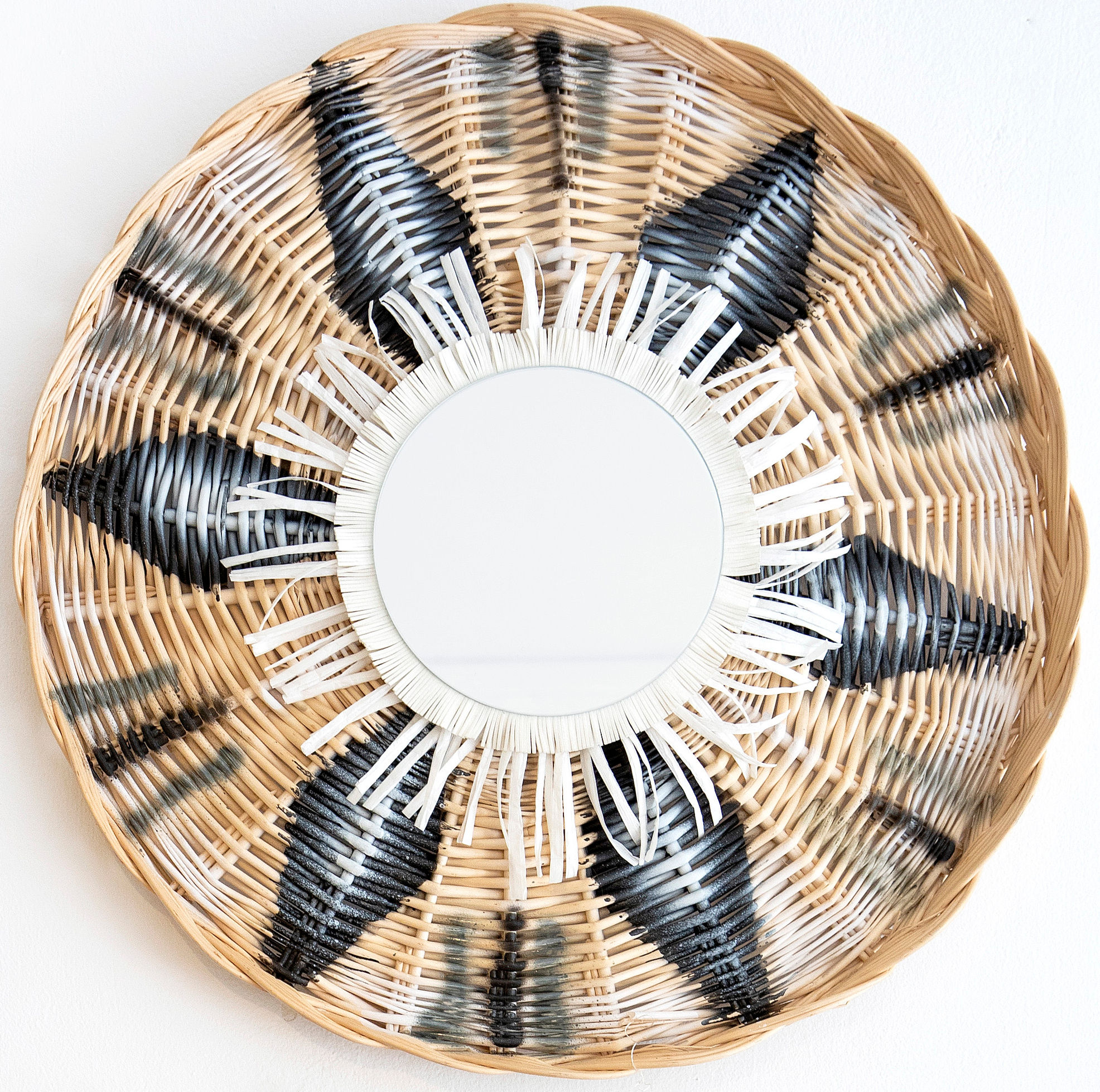 Ψάθινος πλεκτός καθρέπτης 62εκ