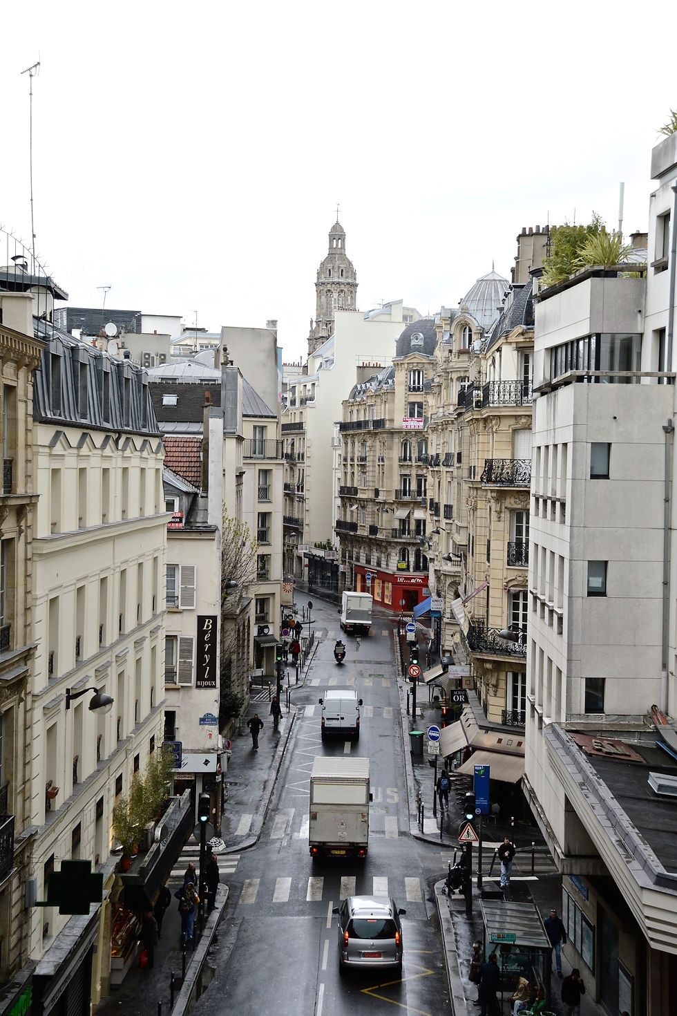 STREETS OF PARIS