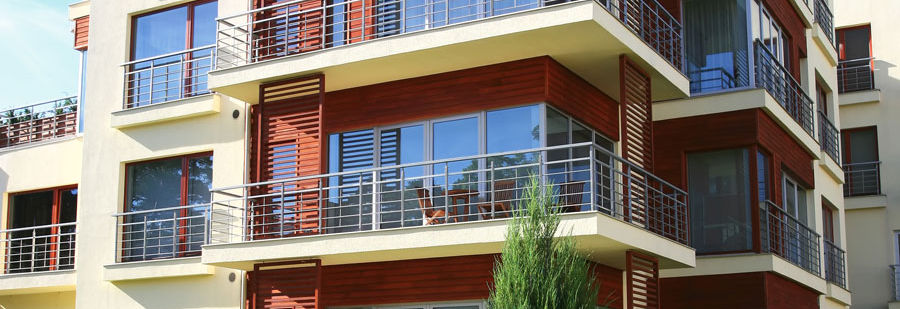 Edificio moderno de apartamentos