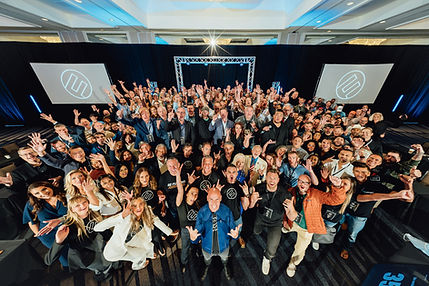 FM924_Groupshots_web_007.jpg