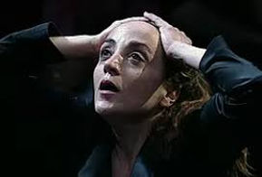Dominique Blanc dans le rôle de Phèdre. Mise en scène P. Chéreau