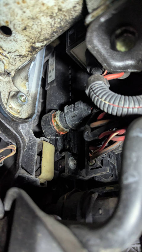 AUDI　TT　冷却水漏れ