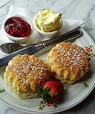 cream-tea sml_edited.jpg