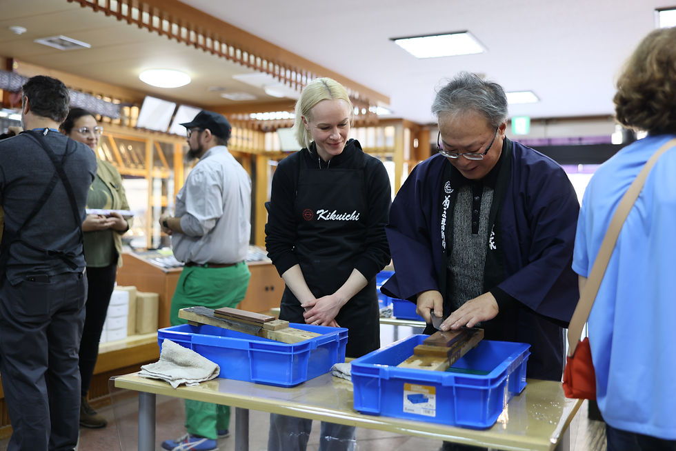 Learning Japanese whetstone sharpening from Master Knife Maker Akimasa Ohe-san