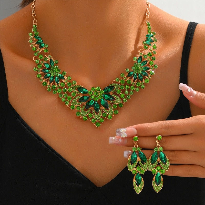 🌿 Valora™ Botanical Floral Jewellery Set