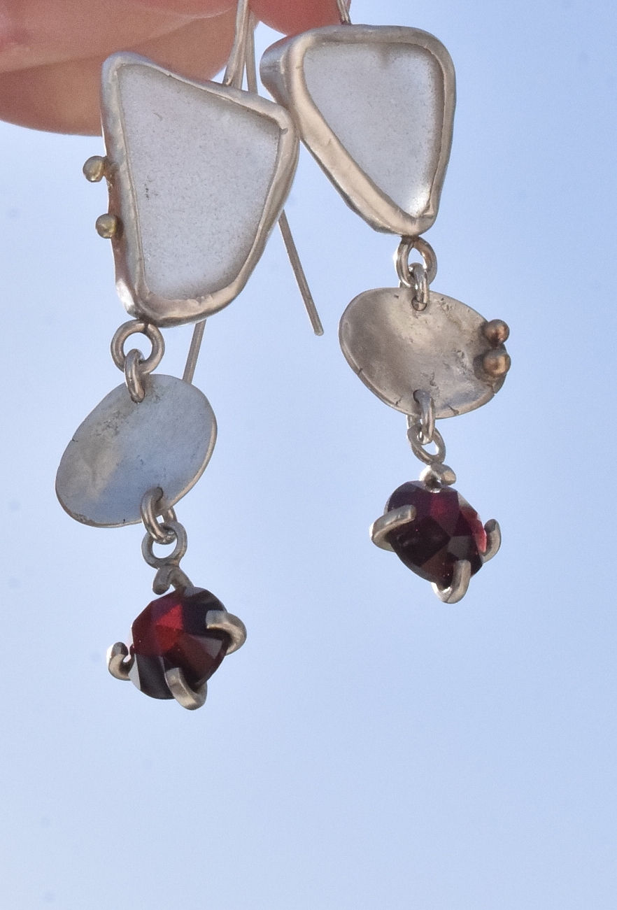 Thumbnail: Evening Shine Earrings