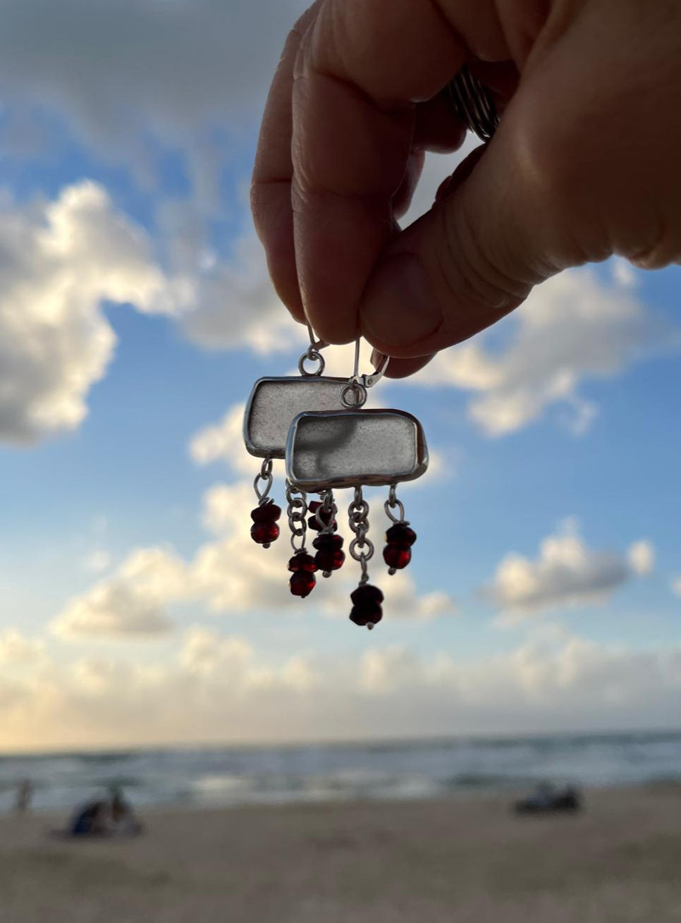 Thumbnail: Afternoon Raindrop Earrings