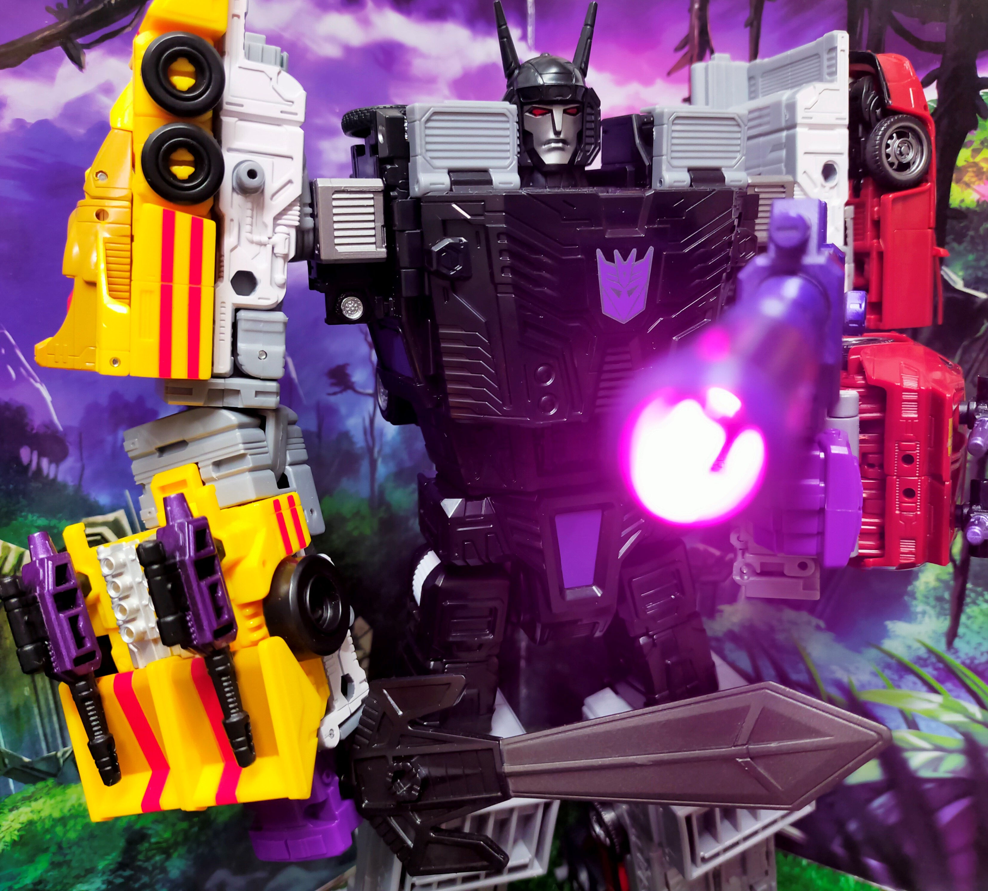 Transformers Legacy Menasor's Cyclone Gun by Shockwave Lab LED Light Up Action!
