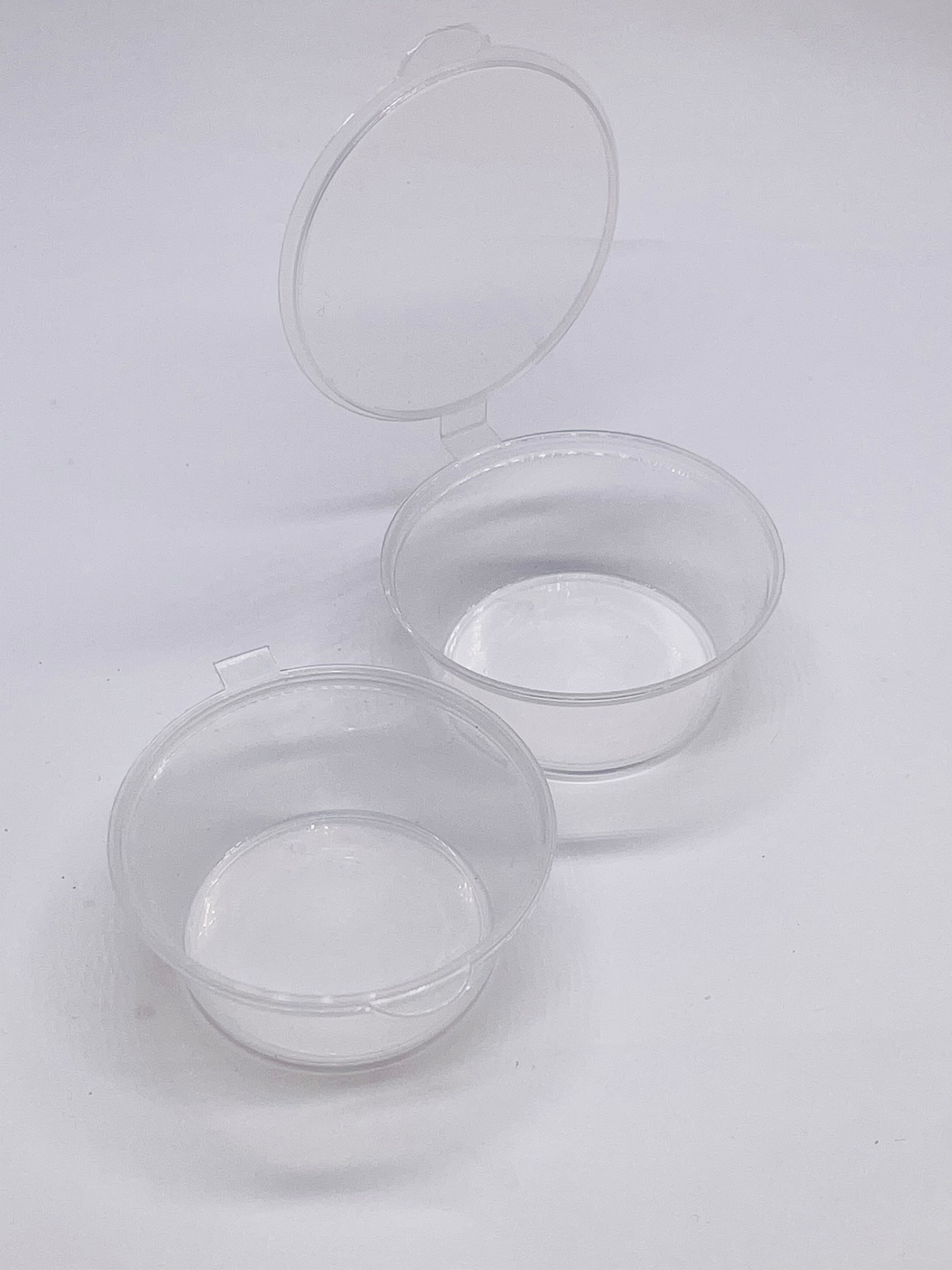 2oz Pots with hinged Lids