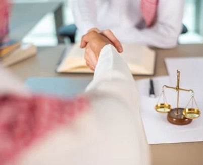 image-26803-saudi-arabian-gulf-man-working-field-justice-wearing-traditional-thumbnail.jpe