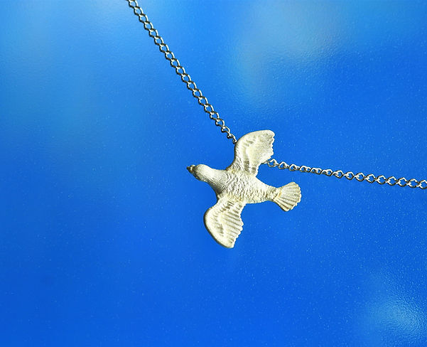 dove Jewelry'n'roll