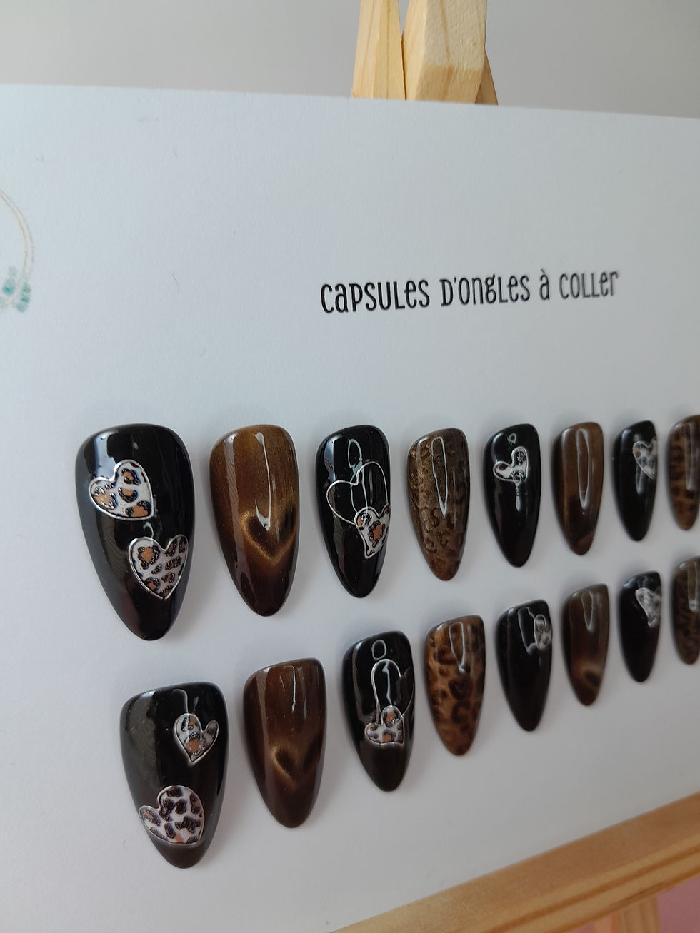 Miniature : Press On Nails Brown Cat Eye