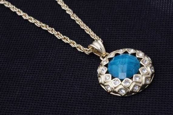 תמונה ממוזערת: שרשרת ותליון גולדפילד בשיבוץ קריסטלים