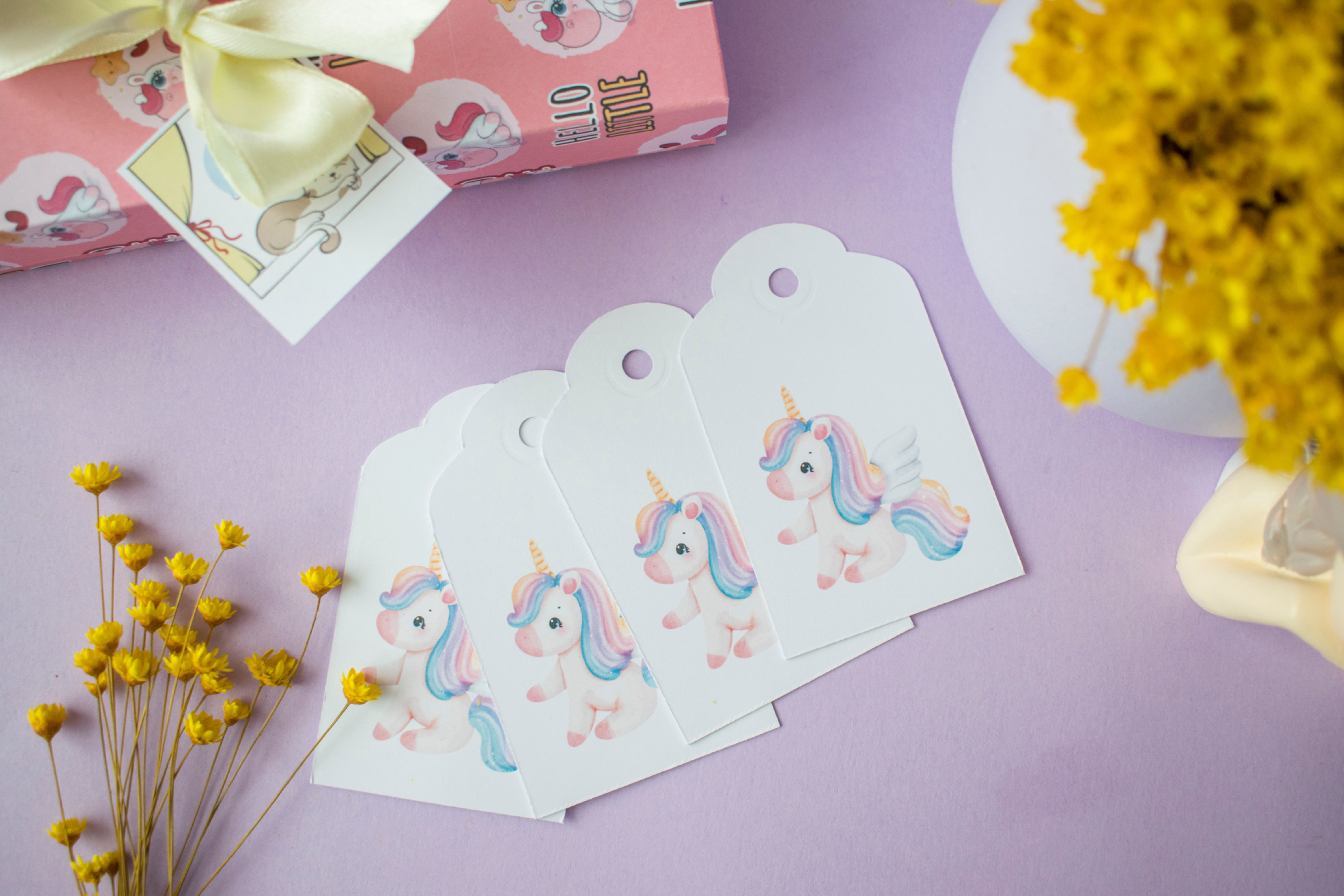 Set etichete cadouri unicorn