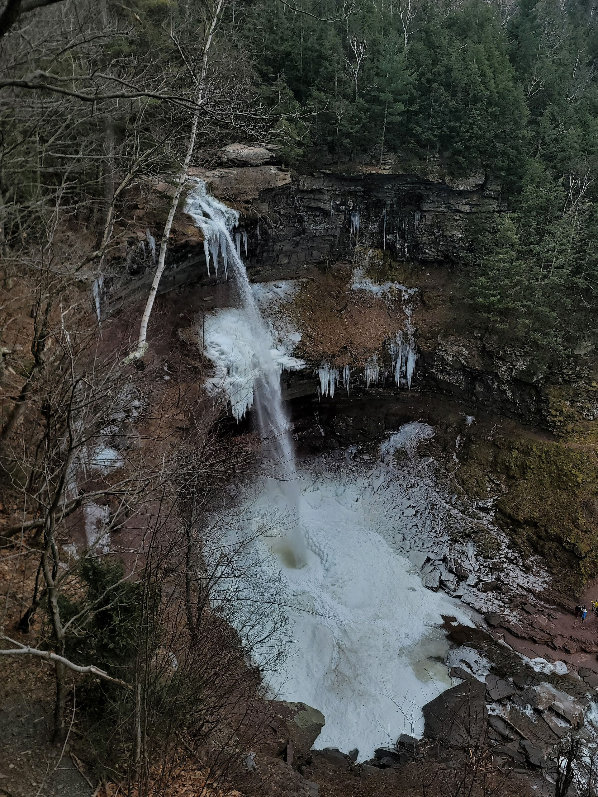 kaaterskill falls hike in new york