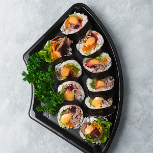 Kimbap Saumon Fumé ou Cuit (Gros maki Coréen) (10 pièces)