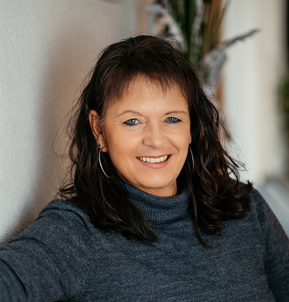 JM_Julia_Smith_Photography_Sylvia-40.jpg