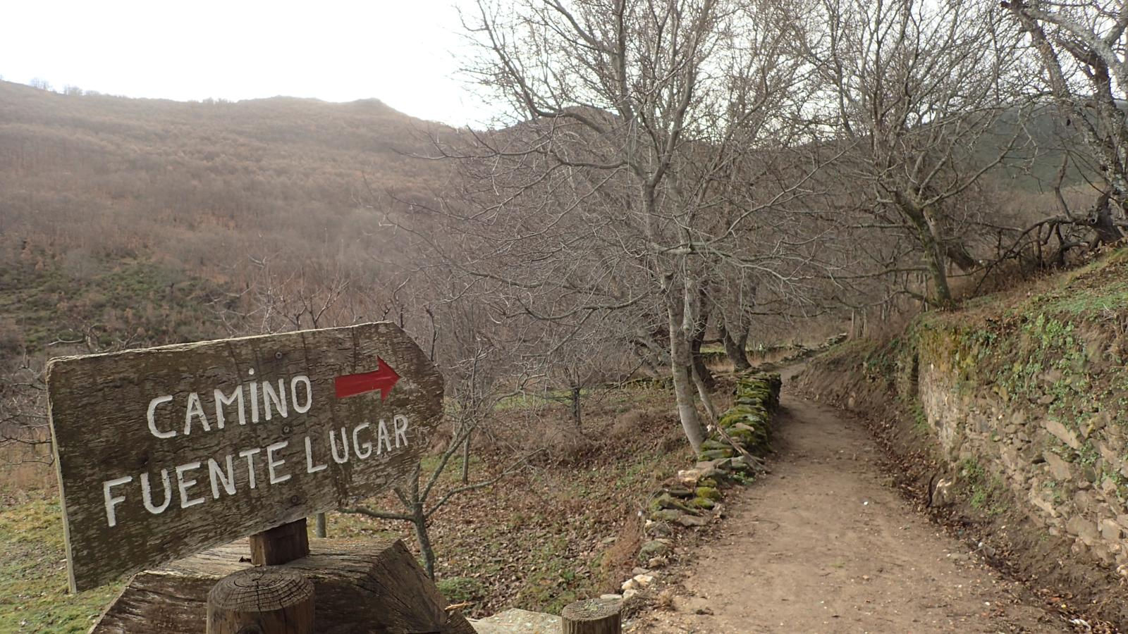 Senda La fuente del lugar
