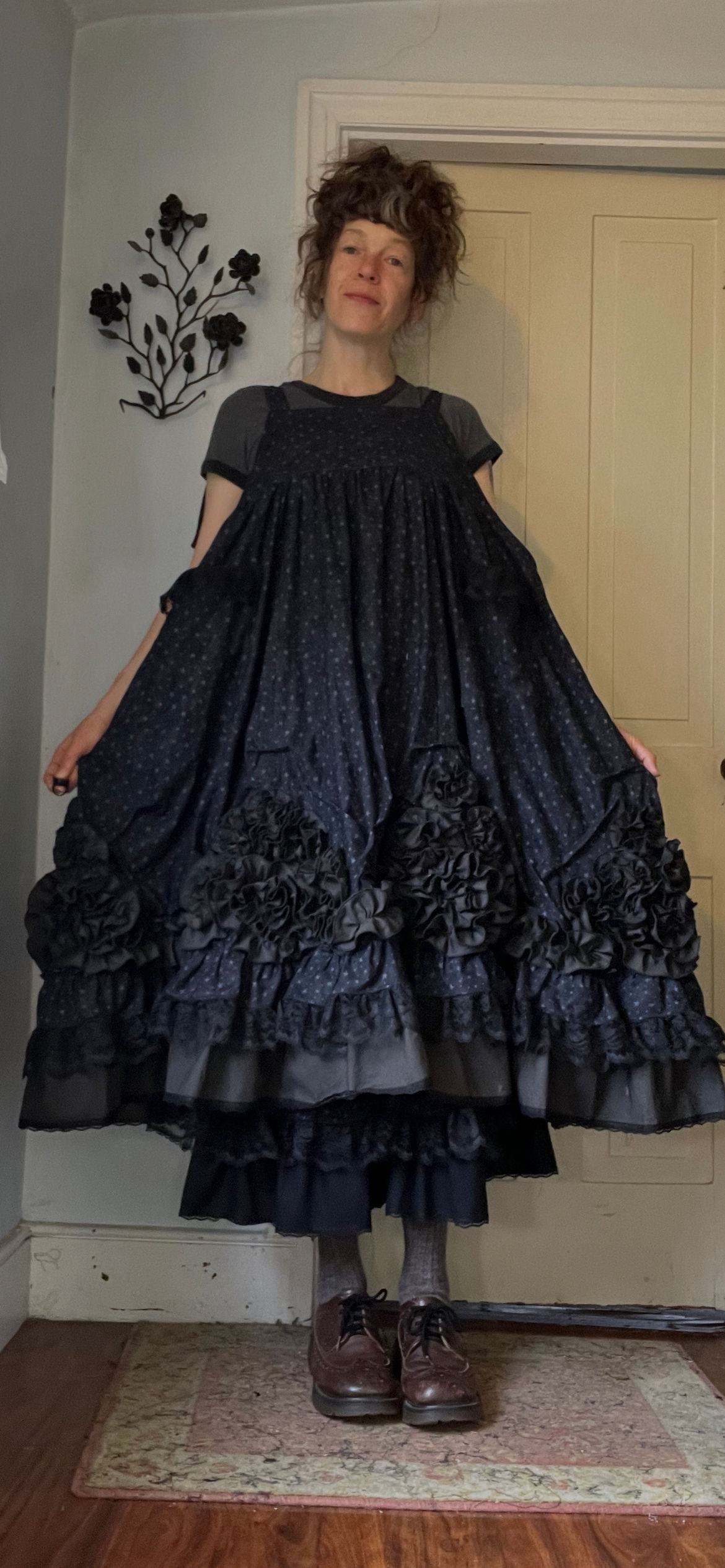 Black Starry Super Flared Swirl Flower Babydoll Dress!! O/S