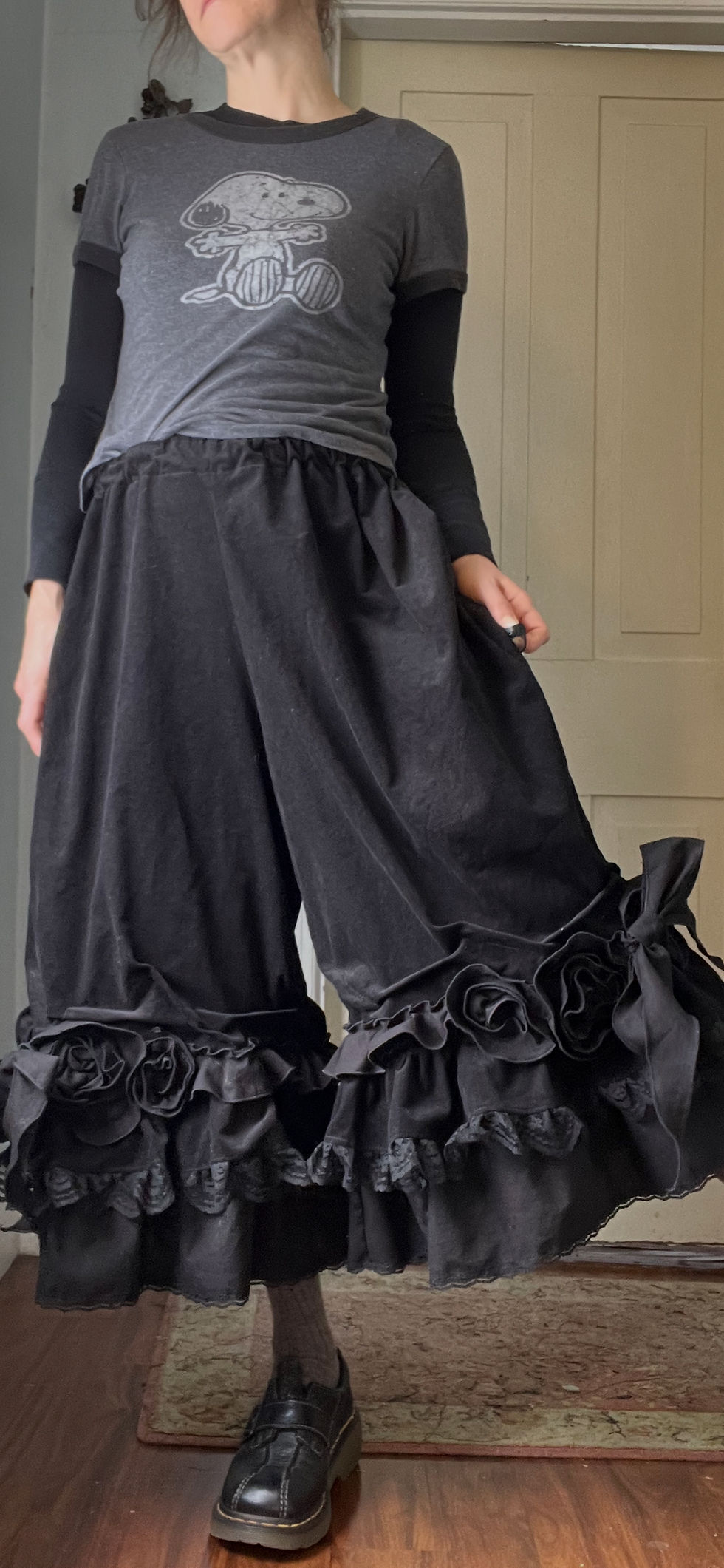 Thumbnail: Black Velvety Corduroy Bows and Roses Bloomers!! M/L