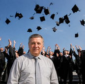 “Diploma nuk garanton më status, tregu po kërkon kompetenca”