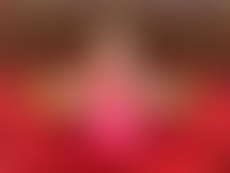 Have you ever wondered why Vietnamese incense sticks are always pink or red?