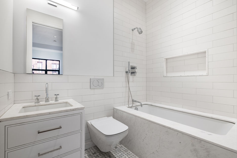 The Wren, 327 East 84th St,#1-30.jpg