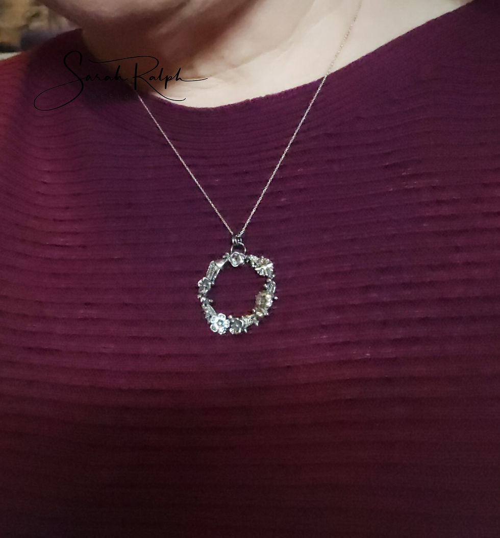 Thumbnail: Chelsea Wreath Pendant with Flowers, Leaves and Mushroom