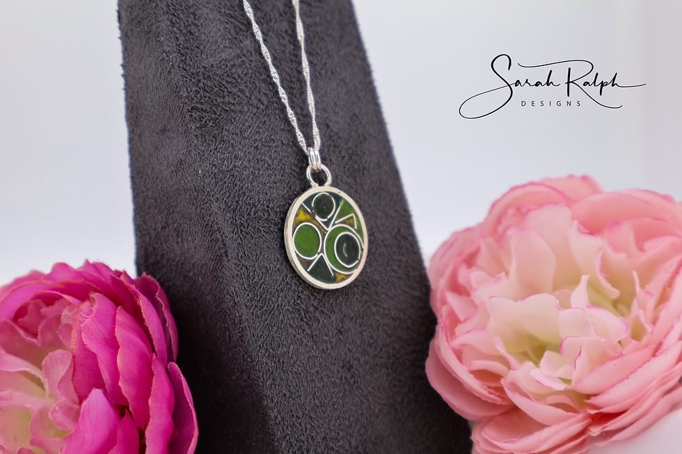 Thumbnail: Round Green Cathedral Pendant