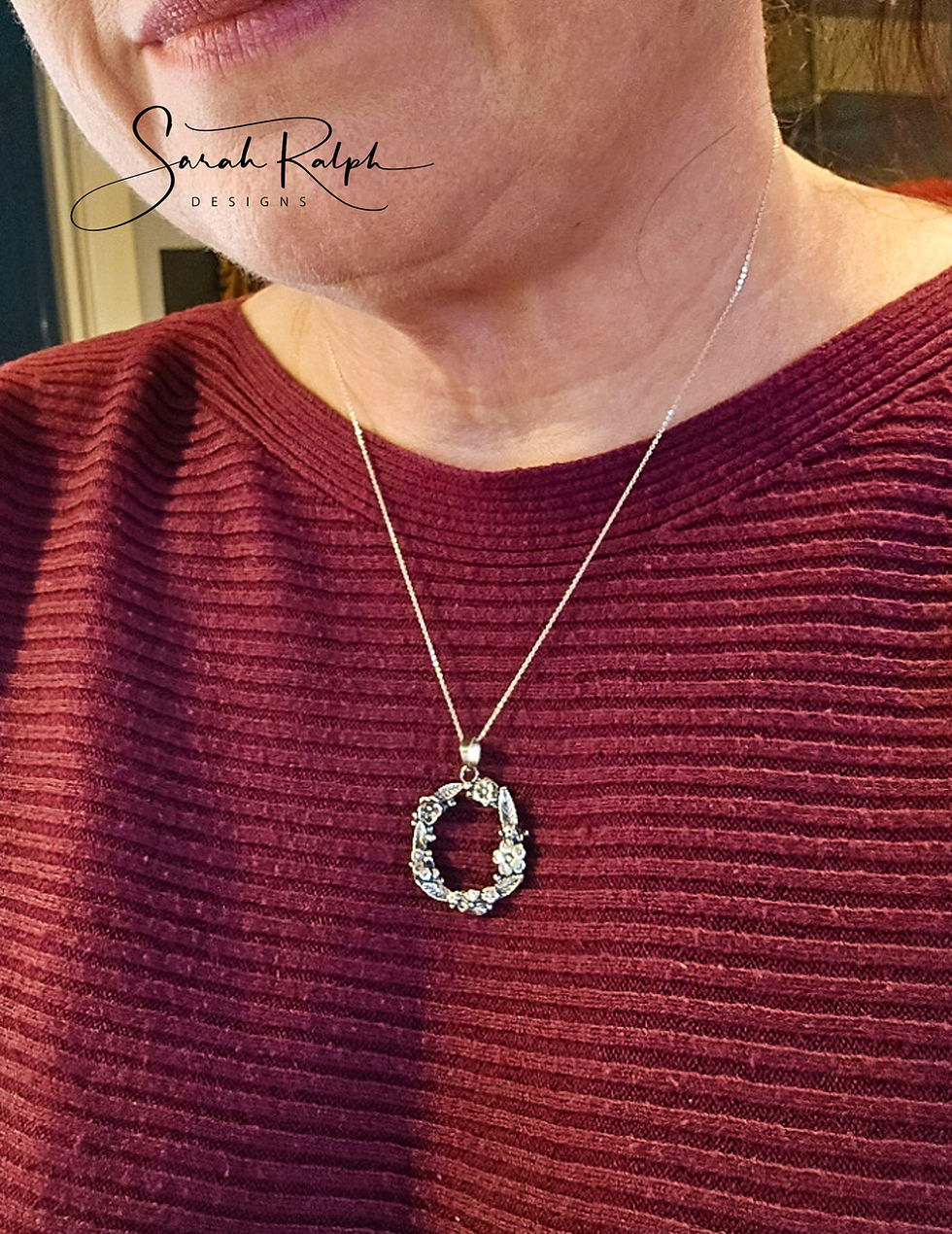 Thumbnail: Chelsea Wreath Pendant