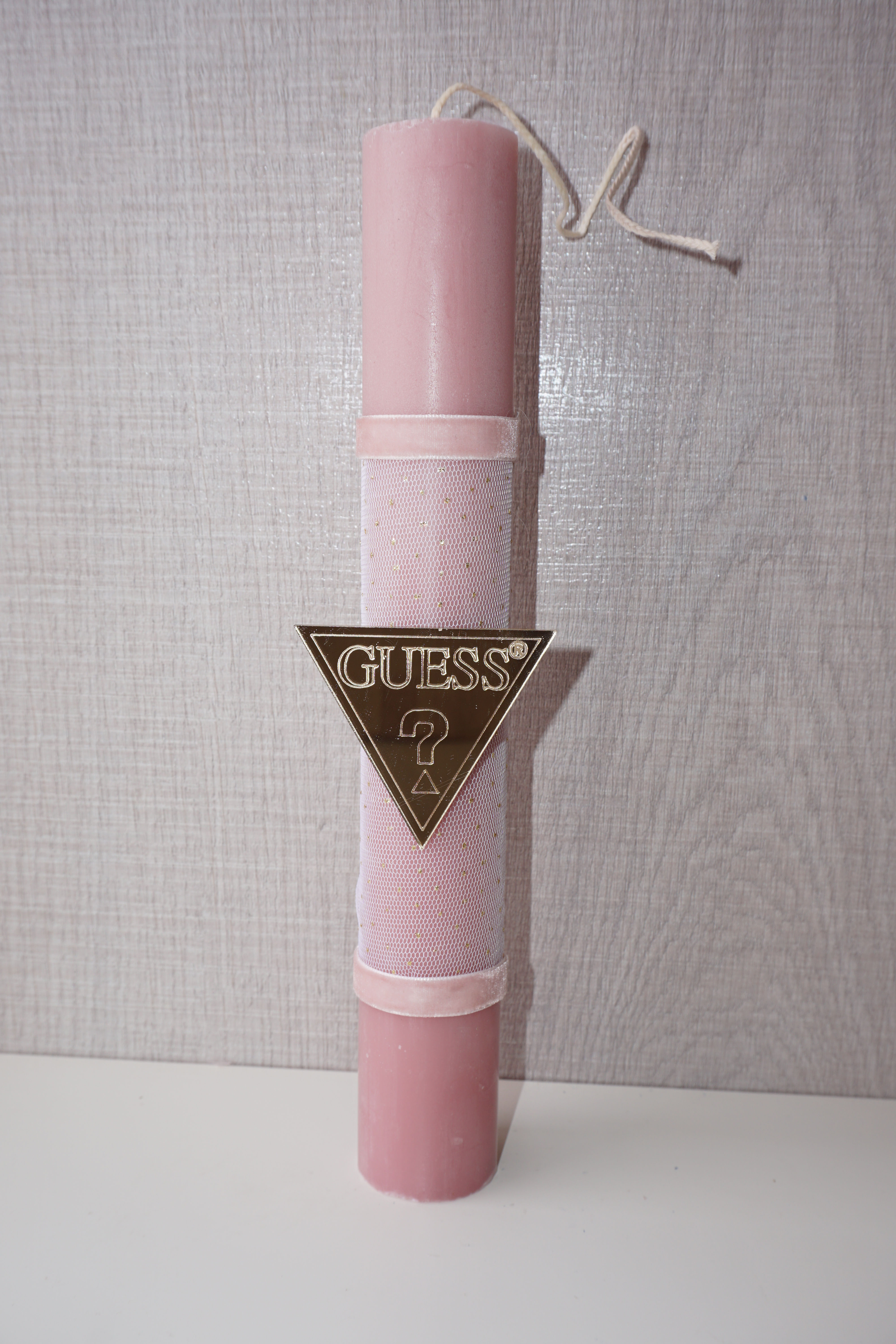 Πασχαλινή λαμπάδα "GUESS"