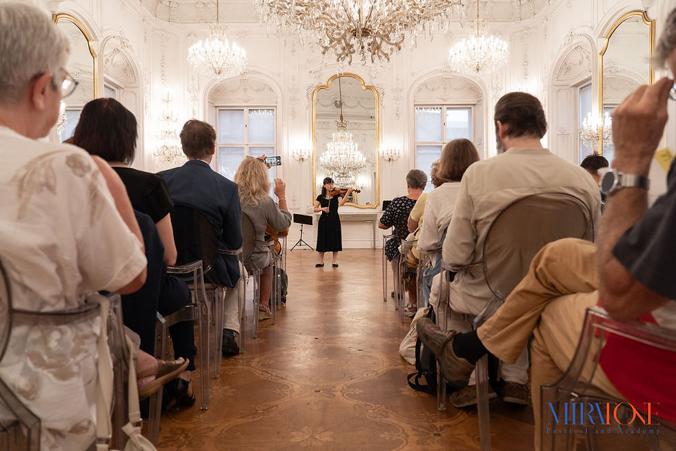 2028-08-30-TE-web-00688