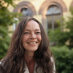Portraitfoto der Autorin