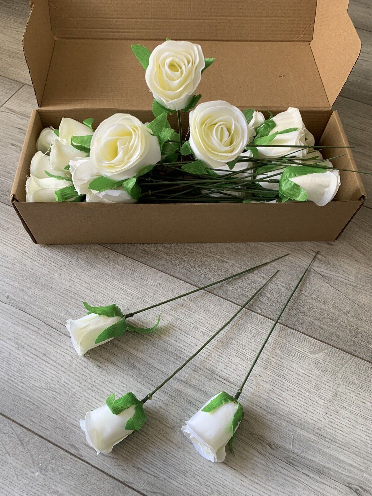 48pcs Single Rosebud Stems