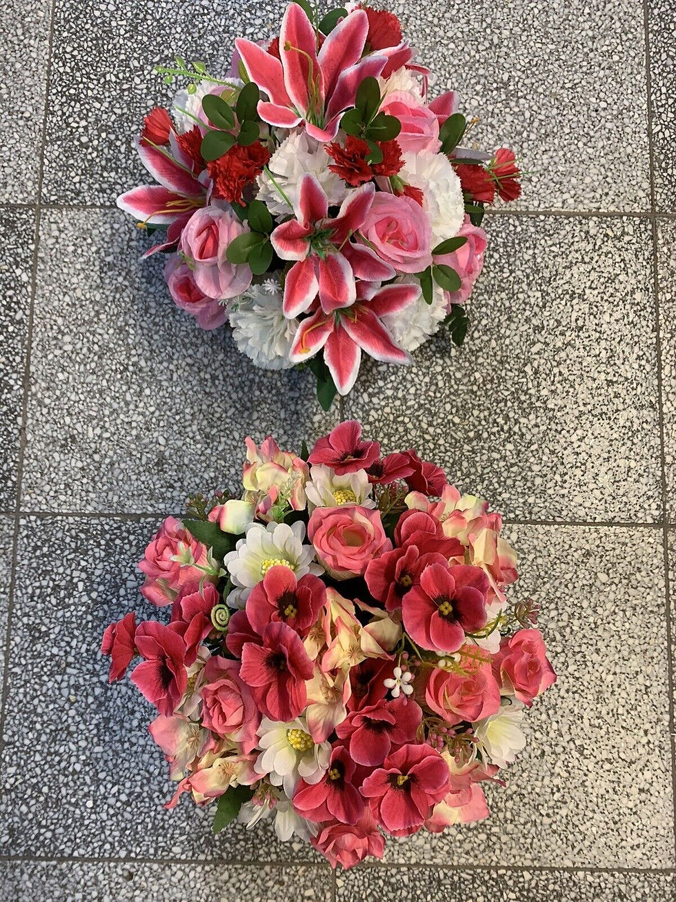 Thumbnail: 1 x Pink & White Flower Pot